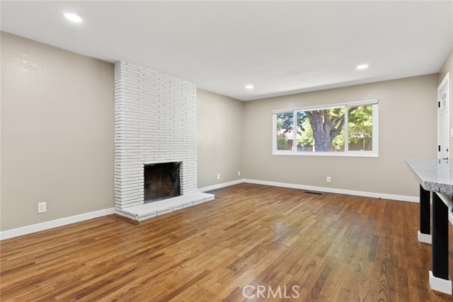 965 E 1st Avenue, Chico CA: https://media.crmls.org/medias/7849cf30-3bdf-48d8-adc1-67ef0f1e2929.jpg