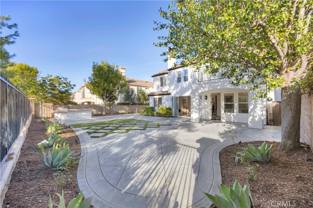 MLS #OC25258217 image #30