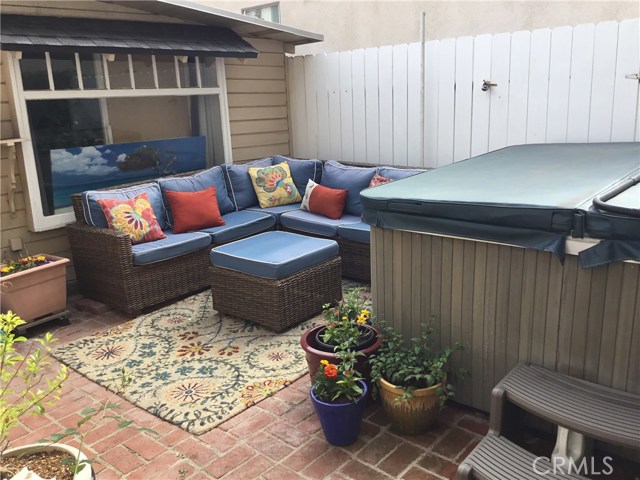 726 Esplanade, Redondo Beach, California 90277, ,Residential Income,Sold,Esplanade,SB21046723