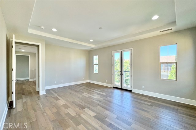 54 Rexford, Irvine CA: https://media.crmls.org/medias/784db735-6fb0-4bef-9cc8-4f9d87e86a21.jpg
