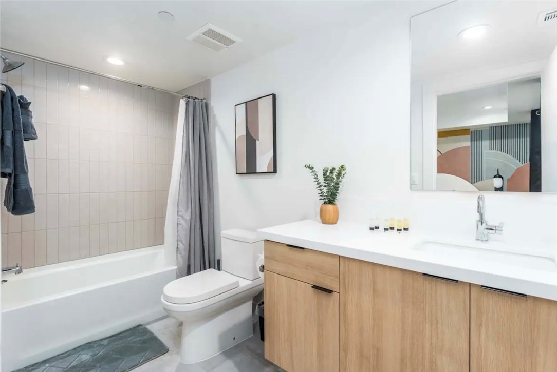 Detail Gallery Image 39 of 61 For 216 N Coronado St, Los Angeles,  CA 90026 - – Beds | – Baths