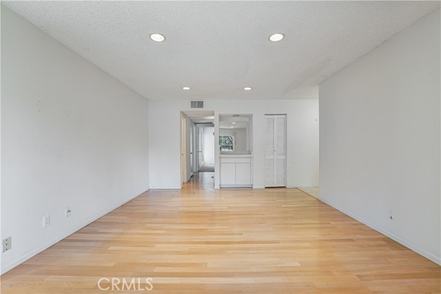 Detail Gallery Image 12 of 52 For 23675 Park Capri #24,  Calabasas,  CA 91302 - 2 Beds | 2 Baths
