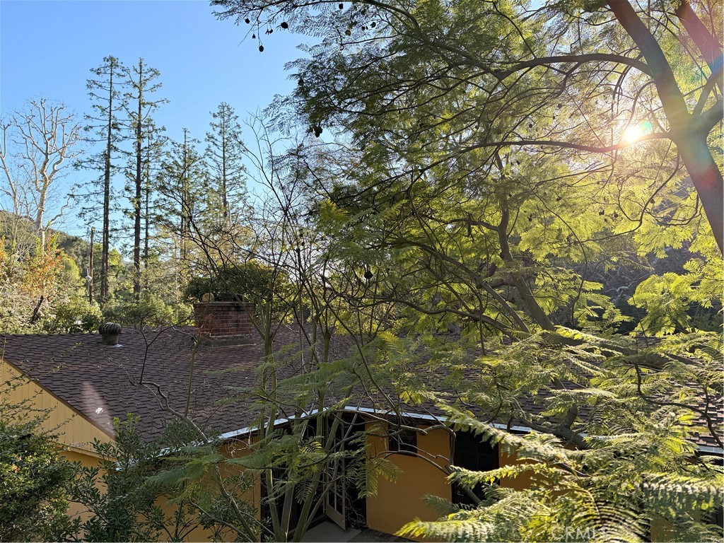https://media.crmls.org/medias/784fc78a-581d-4d59-984a-1c87e9d6610c.jpg?preset=X-Large