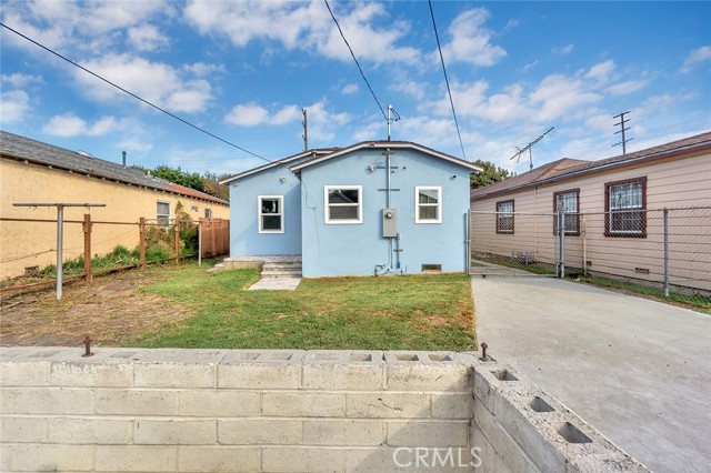 Detail Gallery Image 20 of 25 For 926 East 97th Street, Los Angeles,  CA 90002 - 2 Beds | 1 Baths