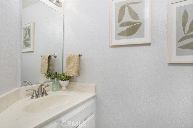 Detail Gallery Image 10 of 25 For 7081 Cerritos Ave #14,  Stanton,  CA 90680 - 2 Beds | 2/1 Baths