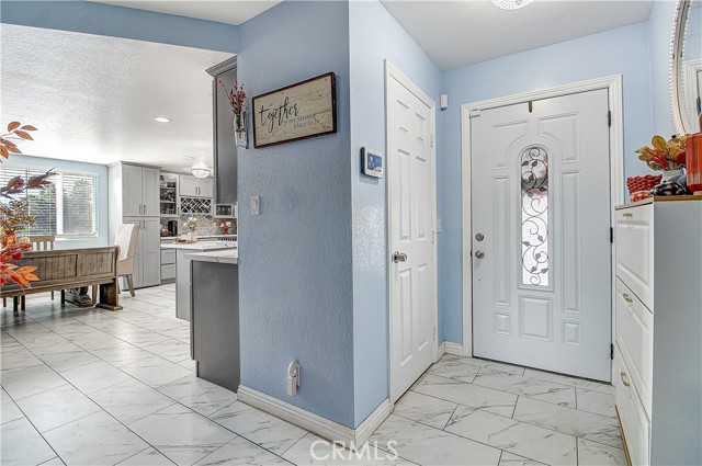 Detail Gallery Image 4 of 54 For 19343 Jolora Ave, Corona,  CA 92881 - 3 Beds | 2 Baths
