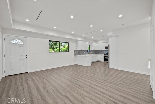 22835 Styles Street, Woodland Hills CA: https://media.crmls.org/medias/78513b77-4c8c-4236-a8e7-2a09461cf441.jpg