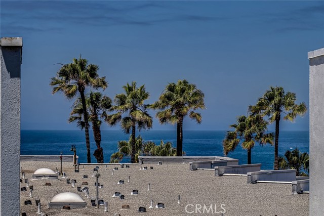 510 The Village, Redondo Beach, California 90277, 2 Bedrooms Bedrooms, ,2 BathroomsBathrooms,Residential,For Sale,The Village,IN25125306