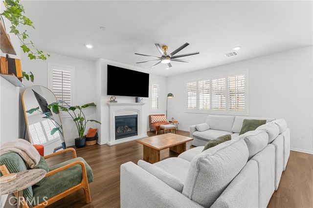 Detail Gallery Image 6 of 44 For 835 Orangedale Ave, Redlands,  CA 92374 - 4 Beds | 3 Baths