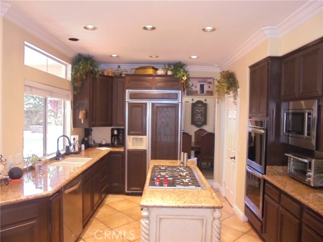 1535 Via Arroyo, La Verne CA: https://media.crmls.org/medias/7851cbeb-44ca-44d3-b610-2f0f5215ad95.jpg