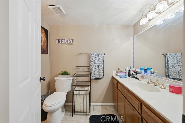 5036 Claro Way, Palmdale, CA 93551 photo 18