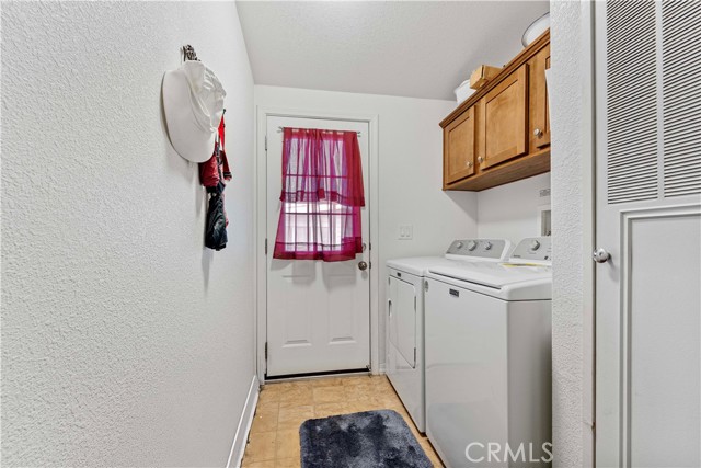 10210 Base Line Road, Rancho Cucamonga CA: https://media.crmls.org/medias/78523bcf-cabf-4134-b591-2a1586bdf327.jpg
