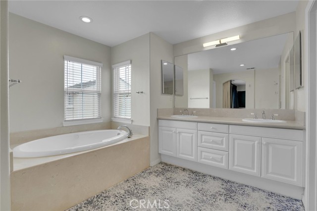 Detail Gallery Image 23 of 30 For 2889 Plaza Del Amo, Torrance,  CA 90503 - 3 Beds | 3 Baths