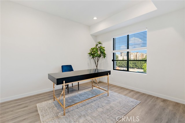 419 N Chandler Avenue, Monterey Park CA: https://media.crmls.org/medias/78539115-438f-4a37-9330-29e9d501384a.jpg