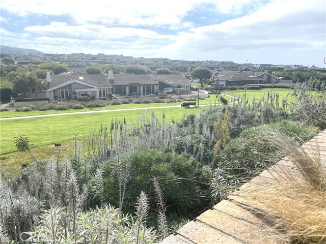 Detail Gallery Image 9 of 11 For 4 Atoll Dr, Corona Del Mar,  CA 92625 - 3 Beds | 2/1 Baths