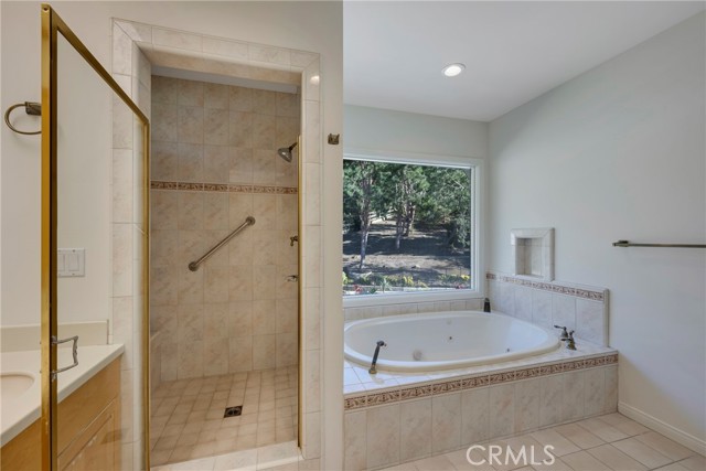 Detail Gallery Image 47 of 65 For 27702 Greenfield Dr, Laguna Hills,  CA 92653 - 7 Beds | 5/2 Baths