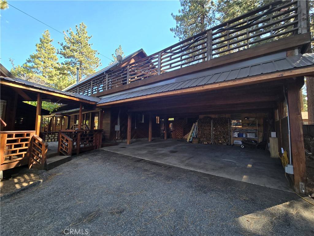 https://media.crmls.org/medias/7855267b-34b0-4796-9ef3-f5aa06d4e545.jpg?preset=X-Large