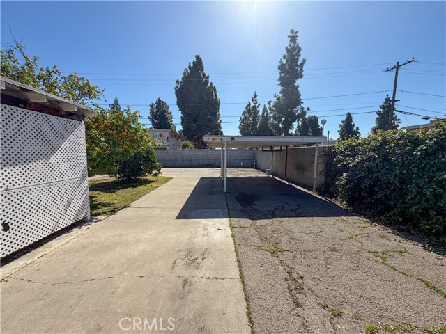 Detail Gallery Image 10 of 49 For 200 E Charlotte, Anaheim,  CA 92805 - 4 Beds | 3 Baths