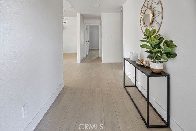 Detail Gallery Image 3 of 14 For 693 Kibby, Merced,  CA 95340 - 3 Beds | 2 Baths