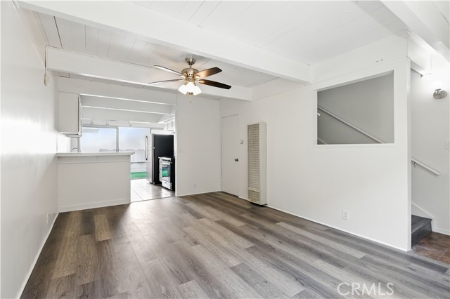 Detail Gallery Image 5 of 20 For 4040 Grand View Bld #41,  Los Angeles,  CA 90066 - 2 Beds | 1/1 Baths