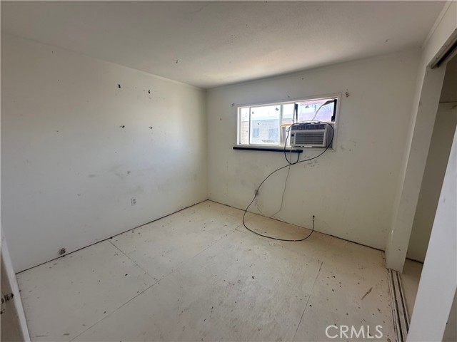 251 S Colorado River Road, Blythe CA: https://media.crmls.org/medias/78574fee-0968-4283-b39b-c4de2ae035b3.jpg