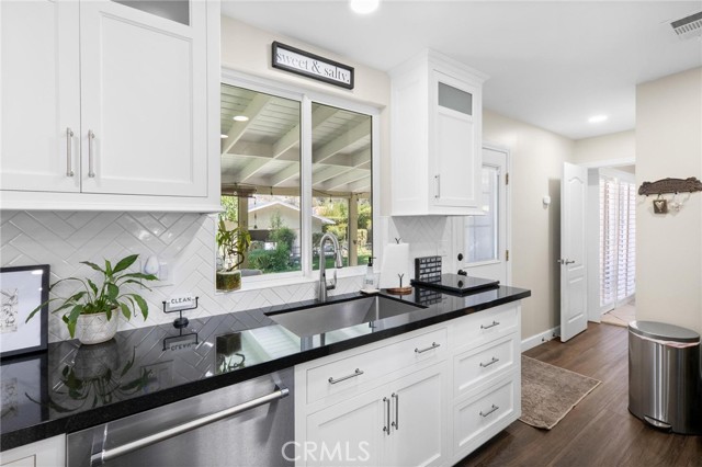 Detail Gallery Image 22 of 56 For 36126 Panorama Dr, Yucaipa,  CA 92399 - 3 Beds | 2 Baths