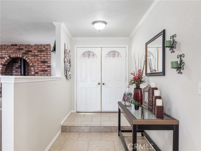 Detail Gallery Image 5 of 46 For 14427 Holly Dr, Victorville,  CA 92395 - 4 Beds | 2 Baths