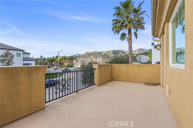 Image 42 of 75 For 12468 Longacre