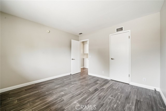 Detail Gallery Image 32 of 57 For 11717 Garden Grove Bld, Garden Grove,  CA 92843 - 3 Beds | 2/1 Baths