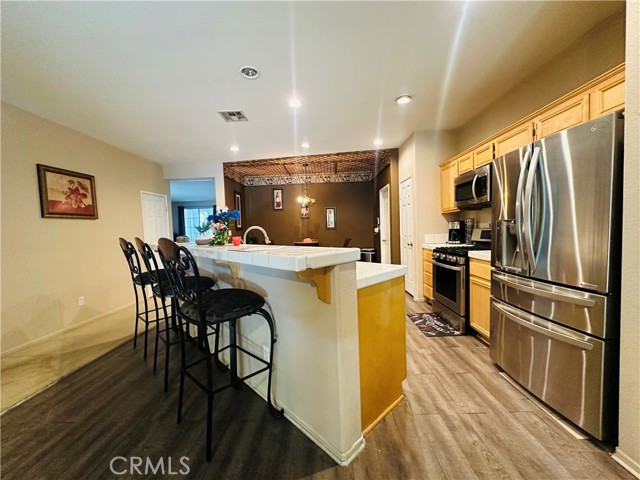 Detail Gallery Image 8 of 35 For 13375 Dunwood Ct, Victorville,  CA 92392 - 5 Beds | 2 Baths