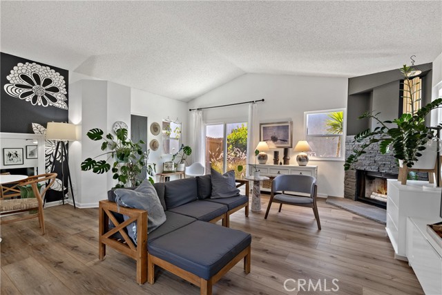 27781 Spring Meadow Court, Menifee CA: https://media.crmls.org/medias/785afa90-b193-4fef-997e-13049bdb4984.jpg