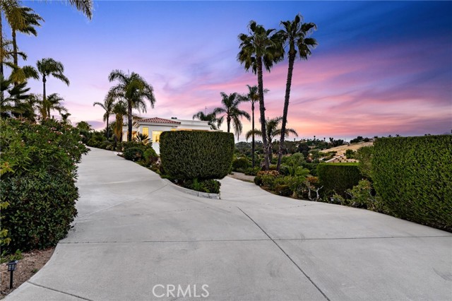 Detail Gallery Image 3 of 43 For 4462 Fallsbrae Rd, Fallbrook,  CA 92028 - 4 Beds | 3/1 Baths