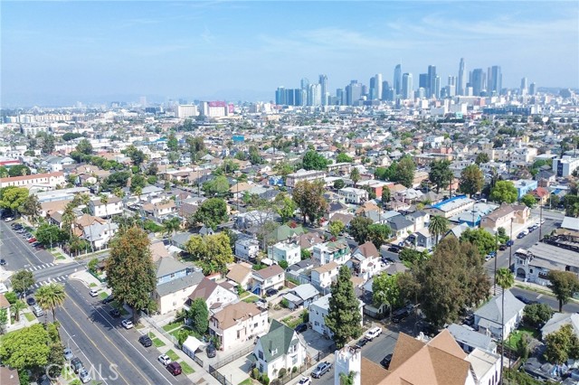 Detail Gallery Image 11 of 11 For 927 E 28th St, Los Angeles,  CA 90011 - – Beds | – Baths