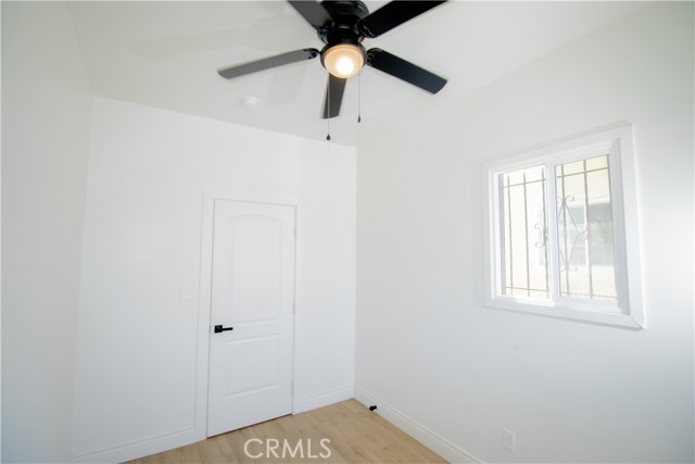 2101 Arlington Avenue, Los Angeles CA: https://media.crmls.org/medias/785fb74c-ab51-44c6-80f0-2e43a0df2ee1.jpg
