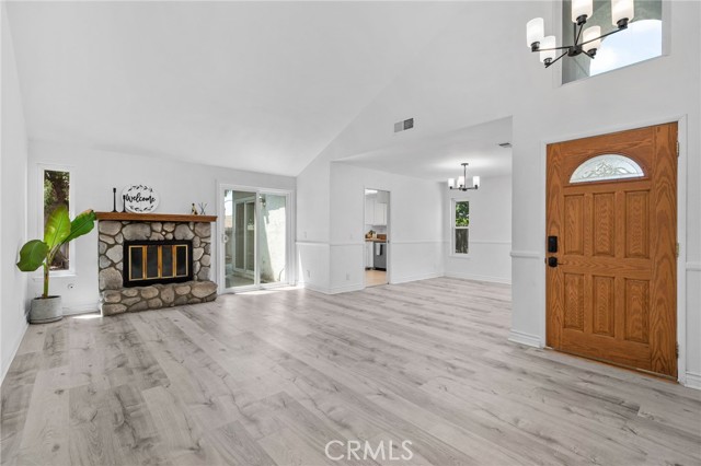 Detail Gallery Image 4 of 41 For 1310 Brookside Ct, Upland,  CA 91784 - 3 Beds | 2 Baths