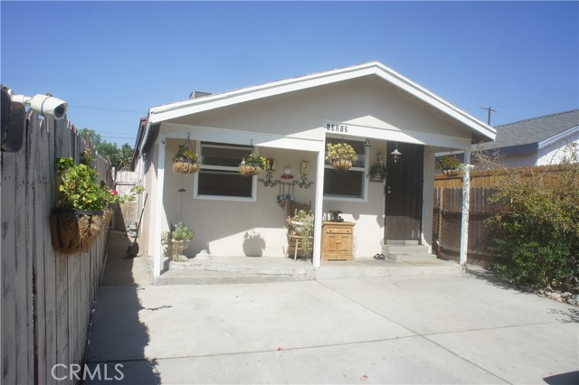 13213 Pinney Street photo 1
