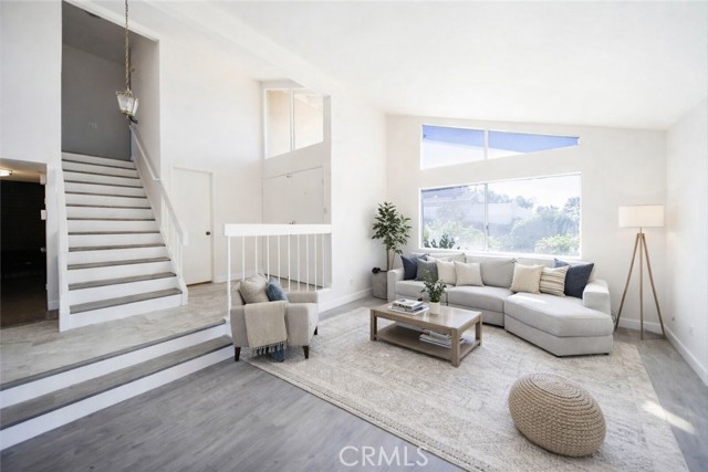 Detail Gallery Image 10 of 42 For 5970 Highplace, San Diego,  CA 92120 - 4 Beds | 2/1 Baths