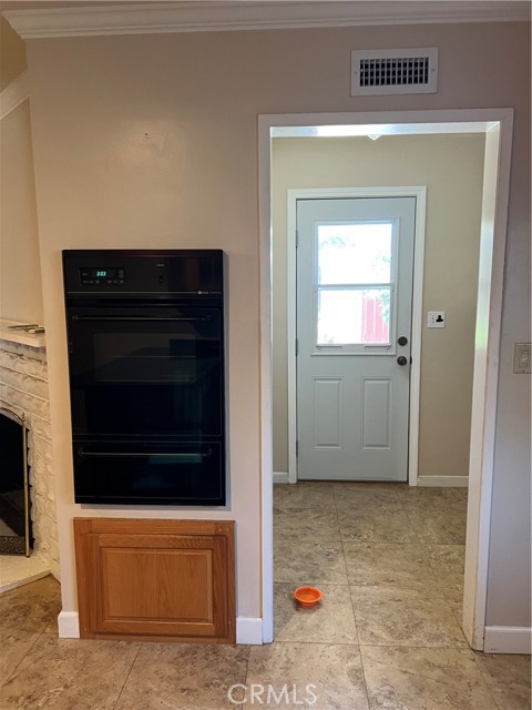 23437 Schoolcroft, West Hills CA: https://media.crmls.org/medias/78621415-2335-45f4-a69a-d6a94159f0be.jpg