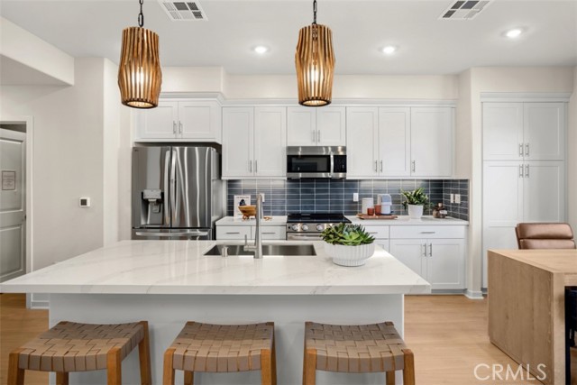 7015 Solara, Westminster CA: https://media.crmls.org/medias/78626c13-c02c-4972-8702-b277c495070b.jpg