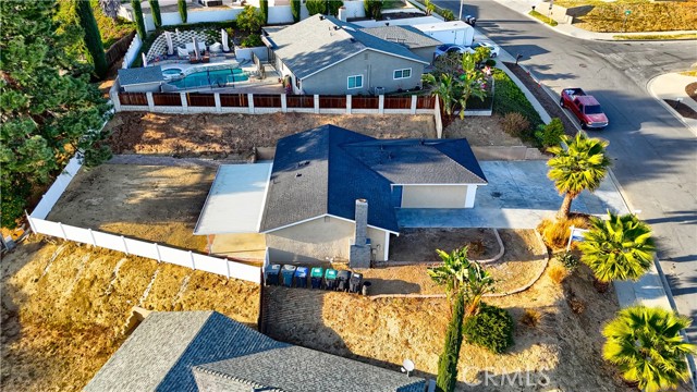 Detail Gallery Image 4 of 25 For 15718 Aqueduct Ln, Chino Hills,  CA 91709 - 3 Beds | 2 Baths