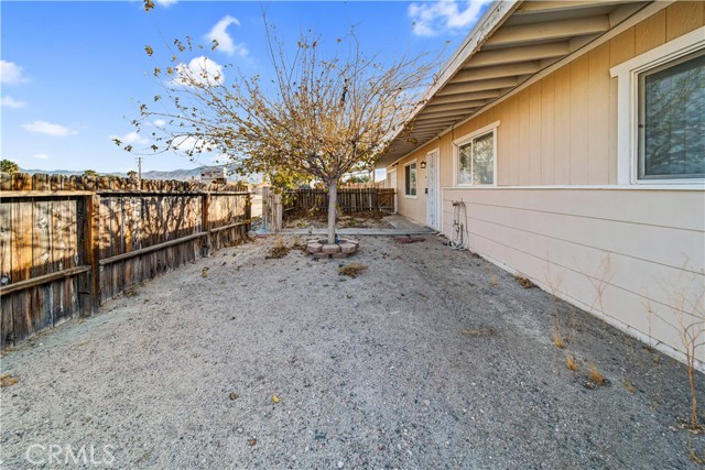 Detail Gallery Image 4 of 47 For 13685 Carson St, Trona,  CA 93562 - 3 Beds | 1 Baths