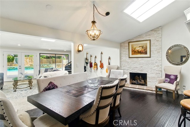 342 Canyon View Drive, Calimesa CA: https://media.crmls.org/medias/786340d7-bba6-4689-9017-f12102bda460.jpg