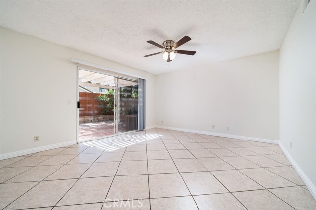 11500 Winery Drive, Fontana CA: https://media.crmls.org/medias/78638fa7-5407-401c-9807-b292589baa11.jpg