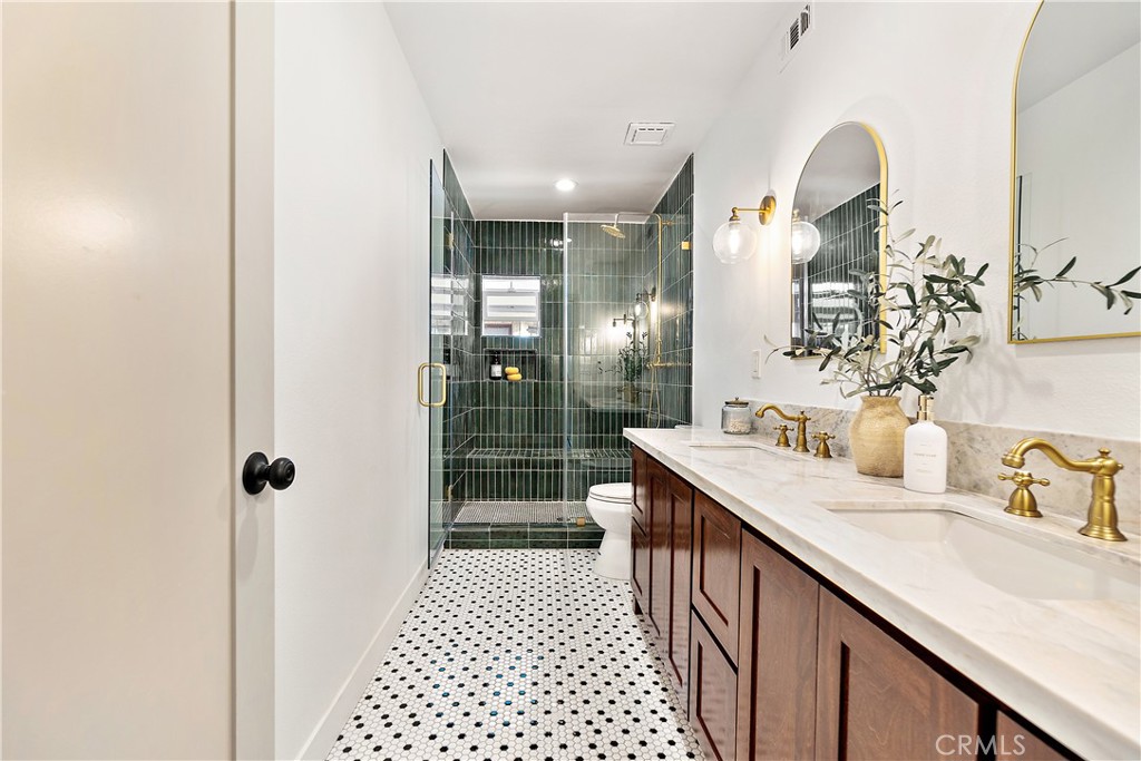 MLS #DW25181566 img 35