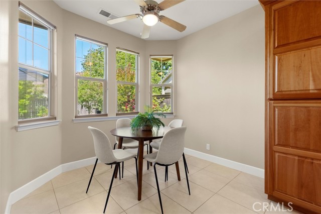 Detail Gallery Image 12 of 30 For 9 Arminta Ct, Chico,  CA 95928 - 4 Beds | 2 Baths