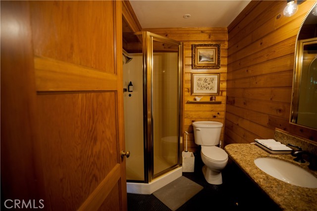 761 Arrowhead Villa Road, Lake Arrowhead, CA 92352