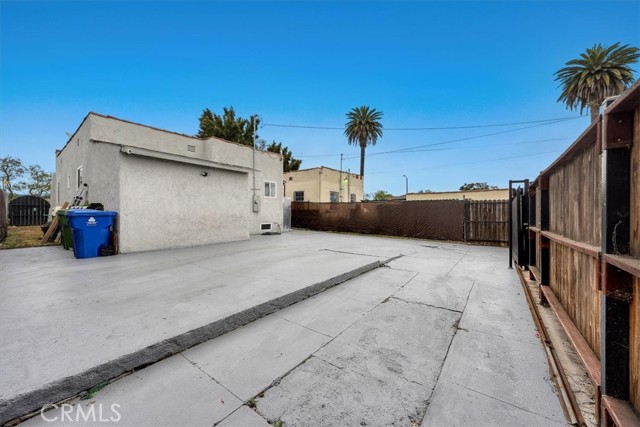 Detail Gallery Image 15 of 20 For 354 E 111th St, Los Angeles,  CA 90061 - 2 Beds | 1 Baths