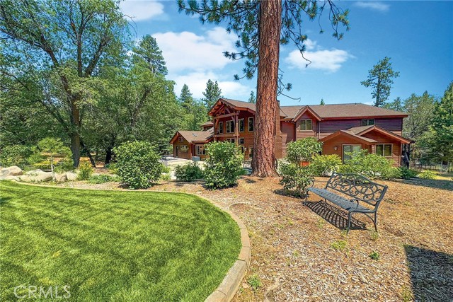 42143 Switzerland Drive, Big Bear CA: https://media.crmls.org/medias/78654dfd-083a-4fb0-847a-7206321b6ab8.jpg