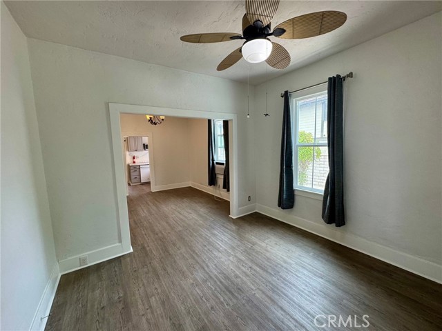 155 S Pennsylvania Avenue, Glendora CA: https://media.crmls.org/medias/786599a9-ddaa-46a7-9252-f77e4f377ad9.jpg