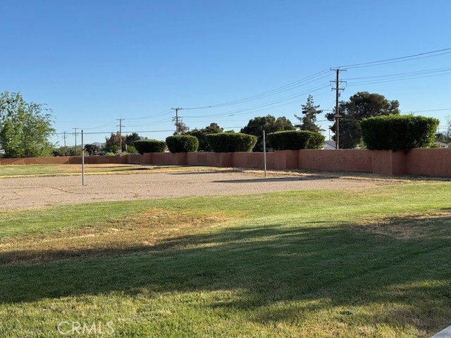 Detail Gallery Image 36 of 75 For 10333 Tamarisk Ave, Hesperia,  CA 92345 - 3 Beds | 2 Baths